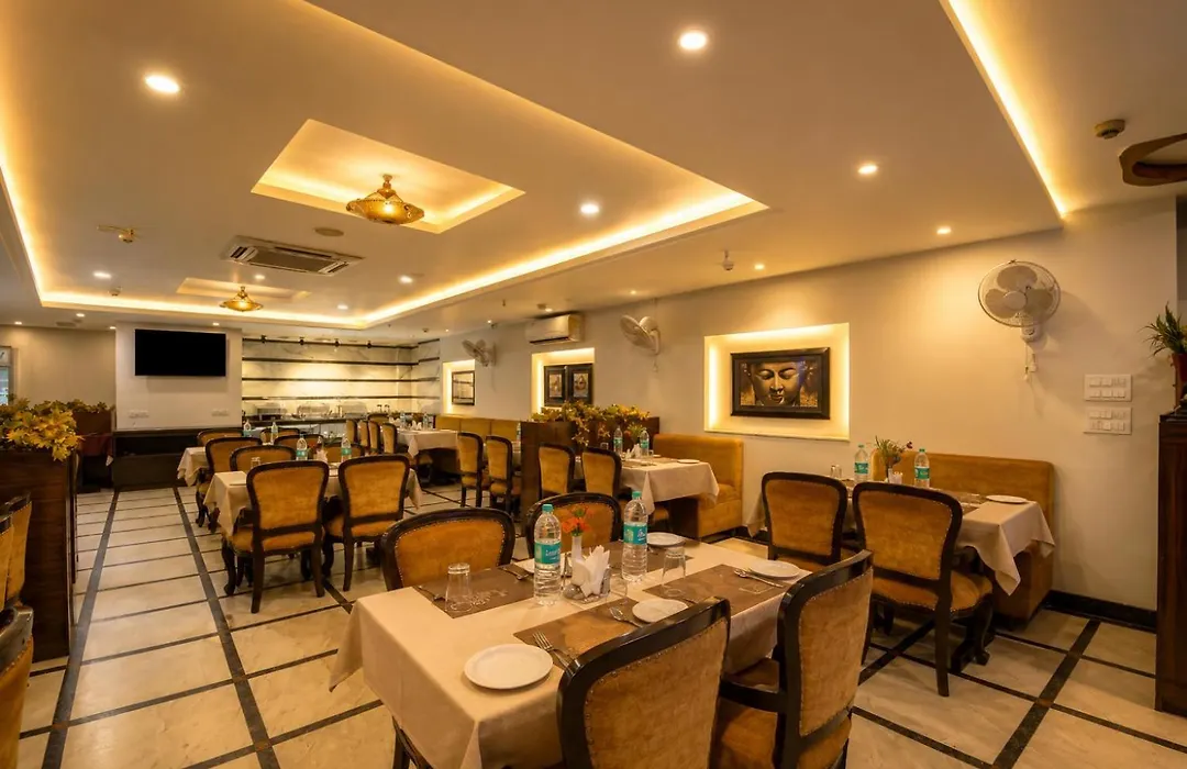 Airport La Sapphire Hotel & Restaurant With Free Airport Drop-1